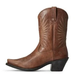 Ariat Ladies Naturally Distressed Cognac Goldie Boots 10033886 -Ariat Shop 57 c5a66c09 7b47 42bc afb6 eebc4b0bbeea