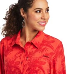 Ariat® Women's VentTEK™ Stretch Island Shadow Floral Print Shirt 10040584 -Ariat Shop S22 WMS WEST 10040584 detail01