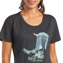 Ariat® Ladies Soaring Boot Charcoal Heather Graphic T-shirt 10040963 7 Ariat® Ladies Soaring Boot Charcoal Heather Graphic T-shirt 10040963 -Ariat Shop S22 WMS WEST 10040963 detail01